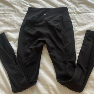 Black lululemon leggings